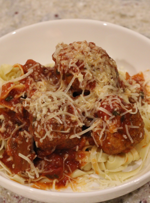 Best Spaghetti and Meatballs: Comfort Food for a Crowd